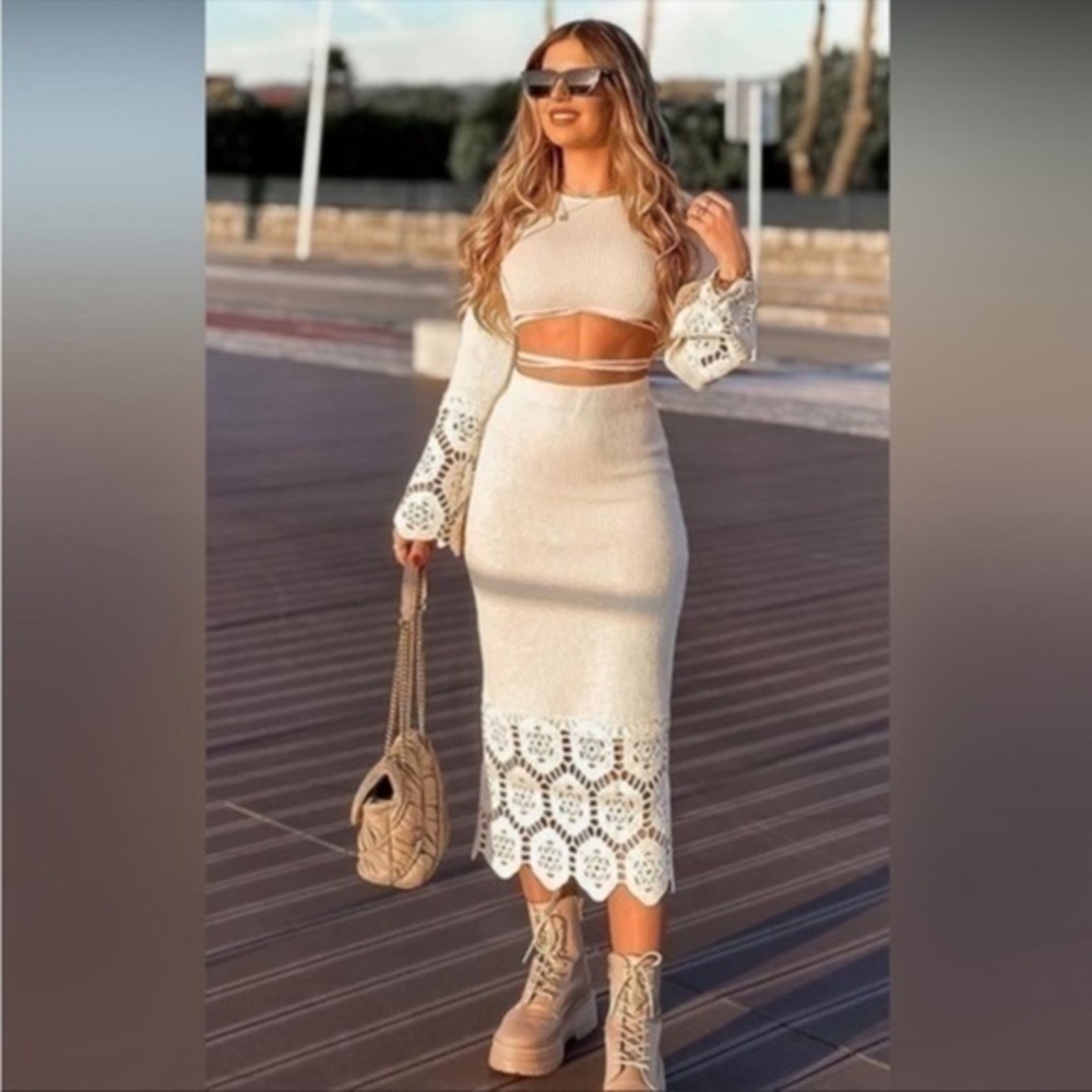 Zara NEW ecru crochet top